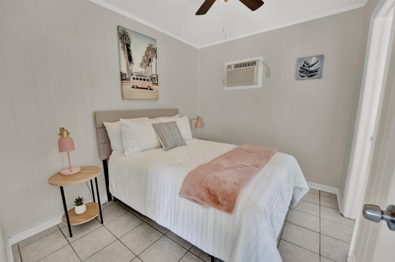 Apartment Sf Unit 3 - *across From Beach - Spacious Kitchen/living & Bdr